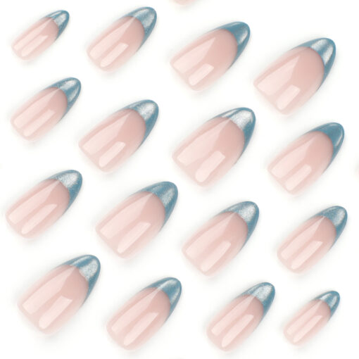 French Nägel mit Smaragdgrün Cat Eye Almond Form – Bild 3
