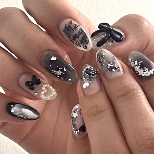 Black Press On Nails mit 3D Schleife, Perlen und Herz – Bild 2