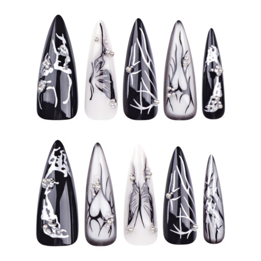 Dark Glam Press On Nägel Y2K Style– Schwarze Fake Nails mit Herz Schmetterling
